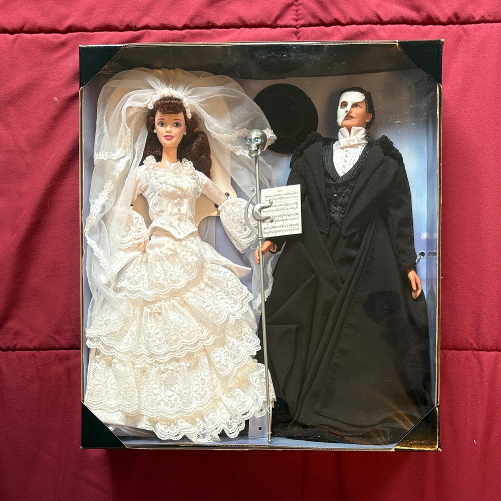 1998 FAO Schwartz Exclusive Barbie and Ken Phantom of the Opera Collector Set